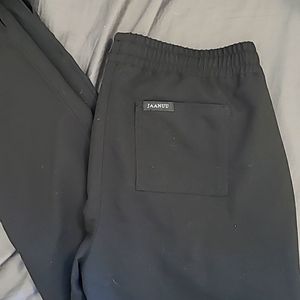 Jaanuu scrubs pants